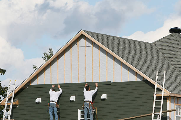 Professional Emergency Siding Repair technician working in Lanexa, VA